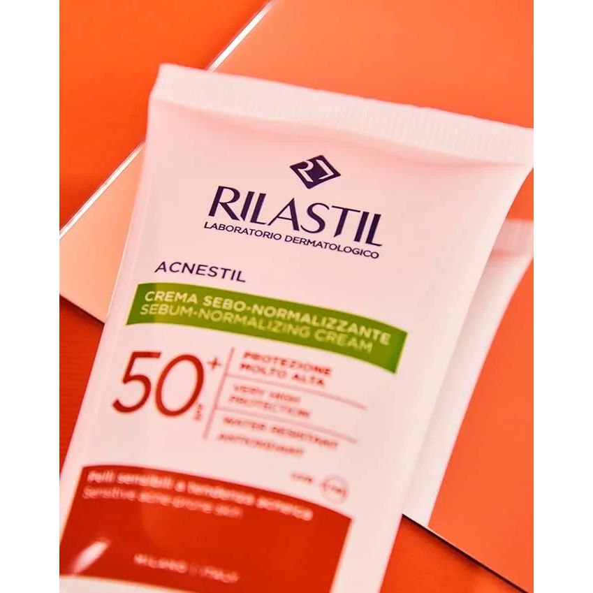 Rilastil - Sun System Acnestil Sebum-Normalizing Cream SPF50+