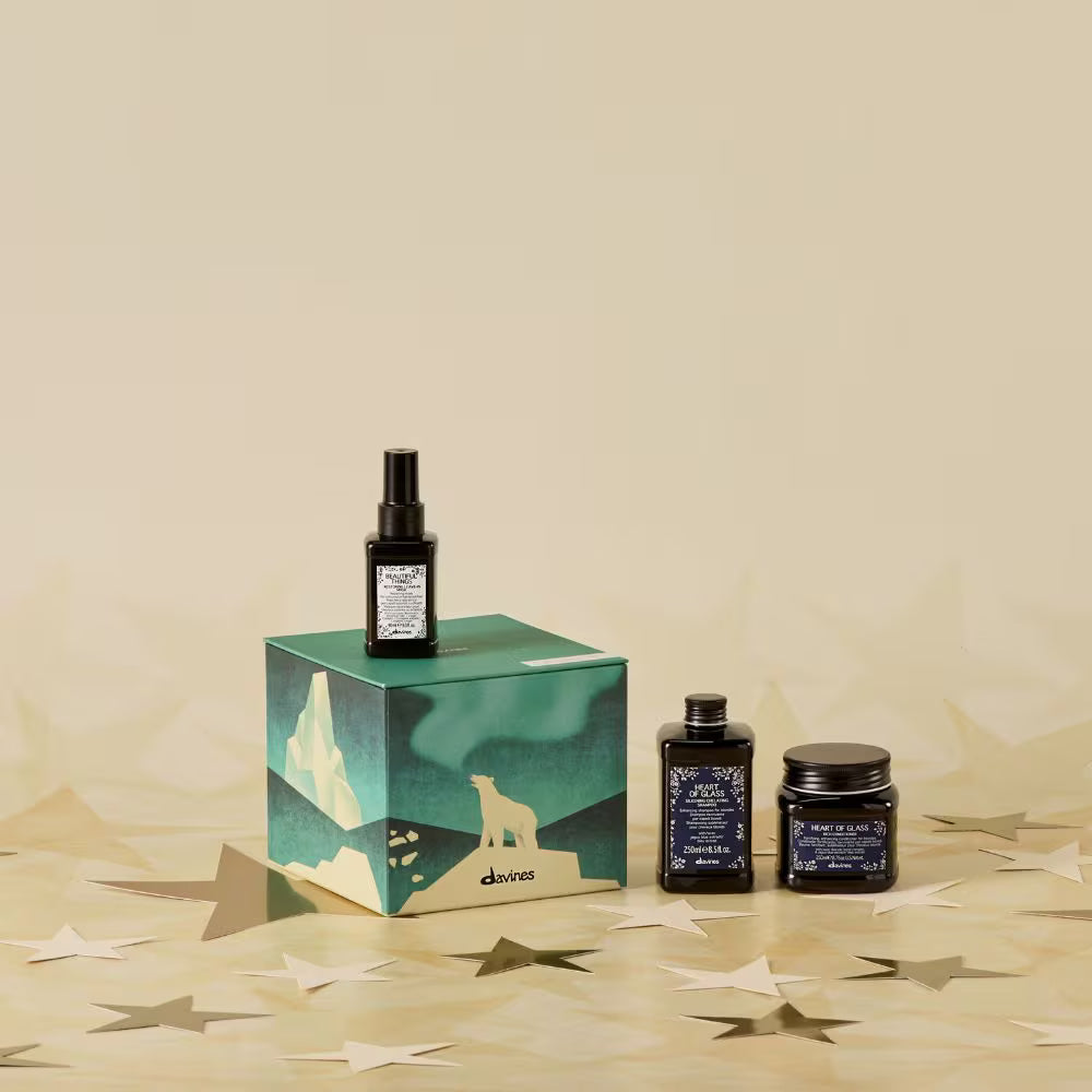 Davines Mysterious Polar Regions gift set with three haircare products and green box, Goldfarmaci
