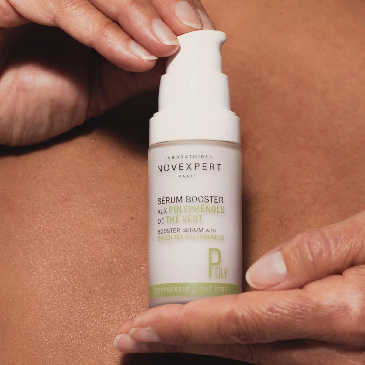 Novexpert - Whitening Serum Booster with Poliphenoles & Green Tea - GOLDFARMACI