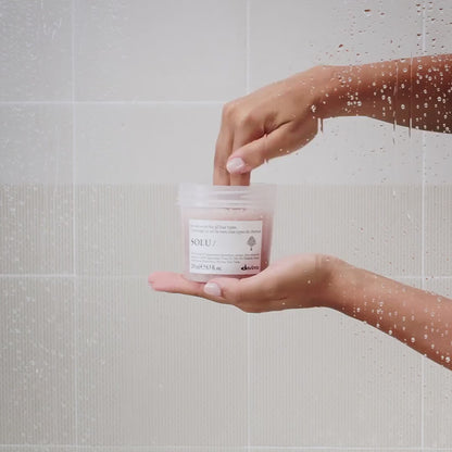 Davines - Solu Sea Salt Scrub Cleanser