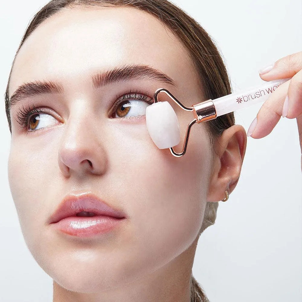 Brushworks - Brazilian Rose Quartz Stone Roller - GOLDFARMACI