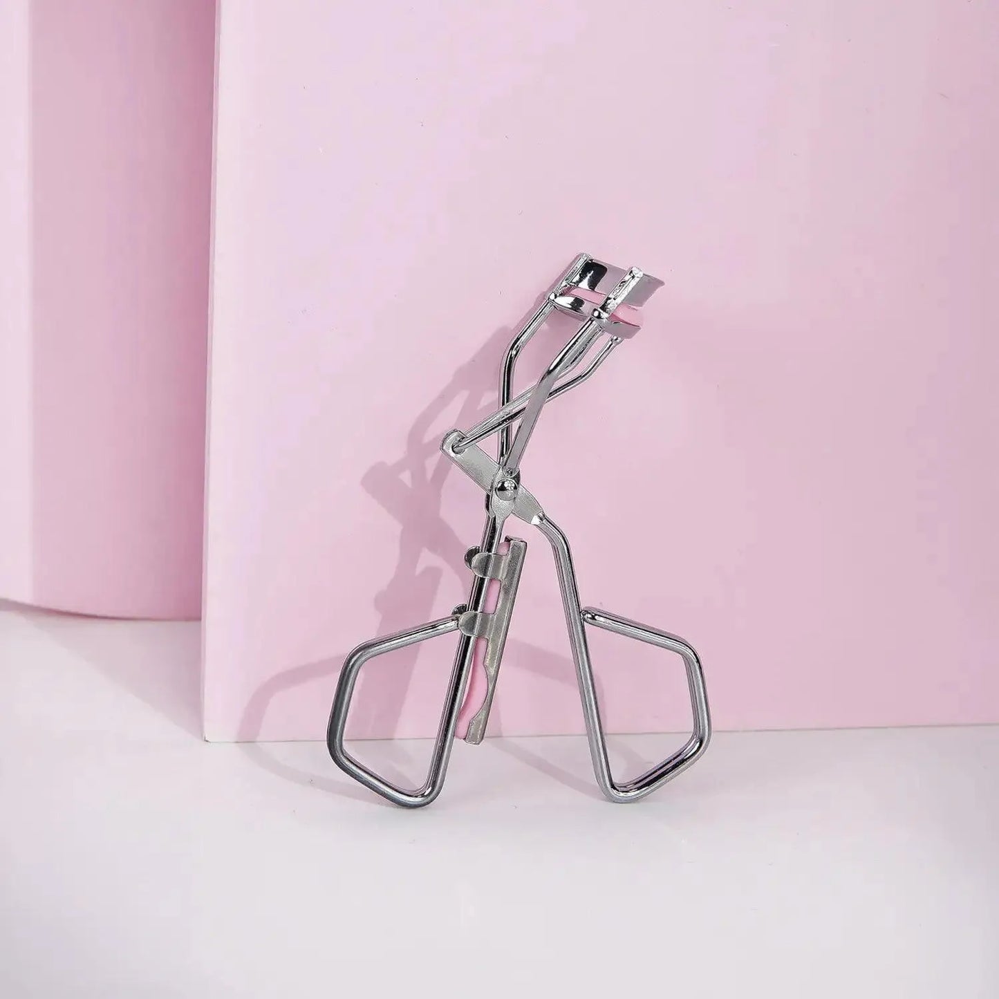 Brushworks - Classic Eye Lash Curler - GOLDFARMACI