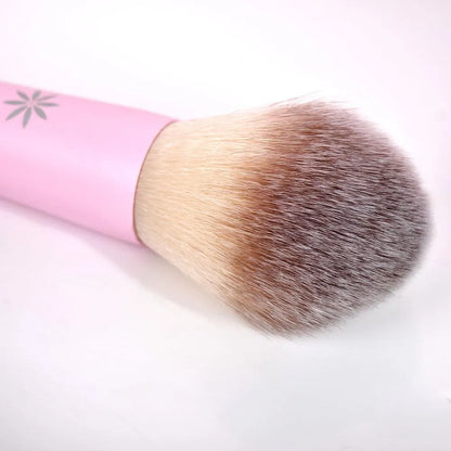 Brushworks - HD Tapered Powder Brush - GOLDFARMACI