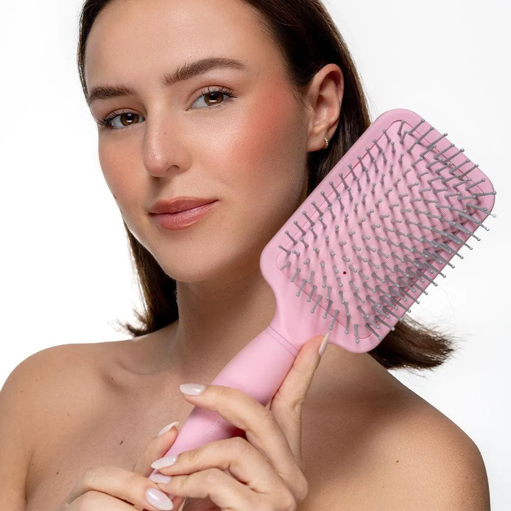 Brushworks - Paddle Brush - GOLDFARMACI