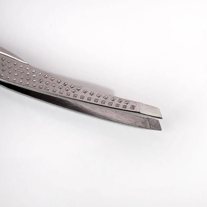 Brushworks - Traditional Tweezers - GOLDFARMACI