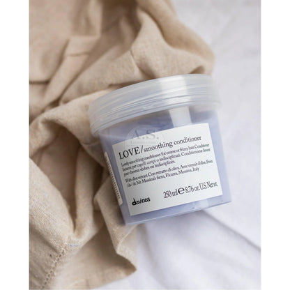 Davines - Love Smoothing Conditioner - GOLDFARMACI