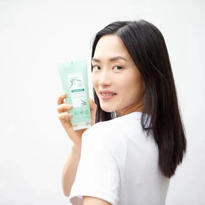 Klorane - Shower Gel - Bamboo Sap - GOLDFARMACI