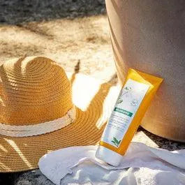 Klorane - Nourishing Hair Conditioner with Tamanu and Monoi - GOLDFARMACI